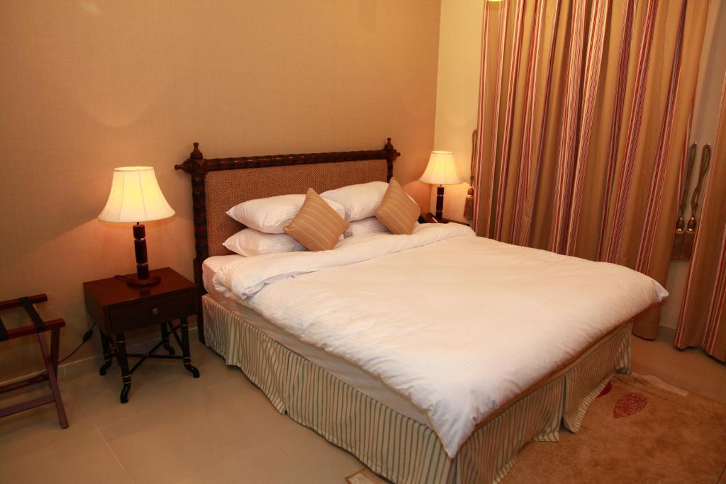 Downtown Aparthotel