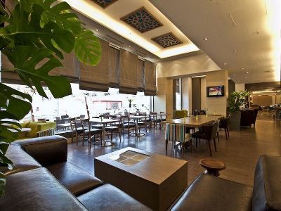 Downtown 4*